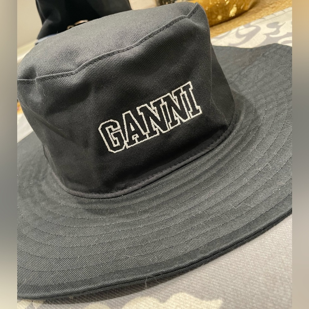 GANNI Software IV Bucket Hat